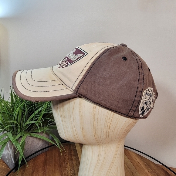 Hard Rock Cafe Biloxi Distressed Ball Cap - Picture 5 of 17